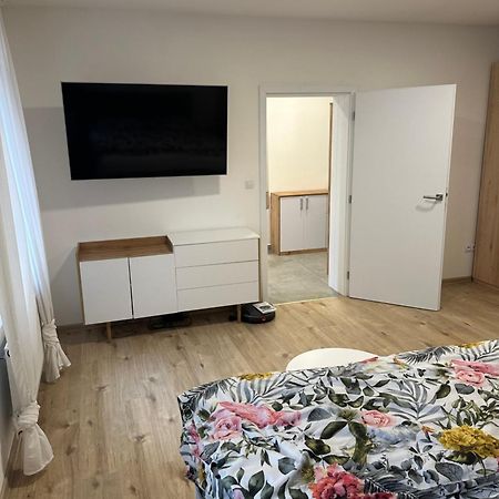 Pritluky Horni Apartment Breclav Exterior photo